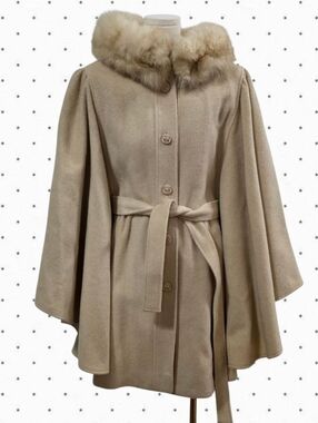 Country Pacer thick vintage cream tan faux fur cape with belt